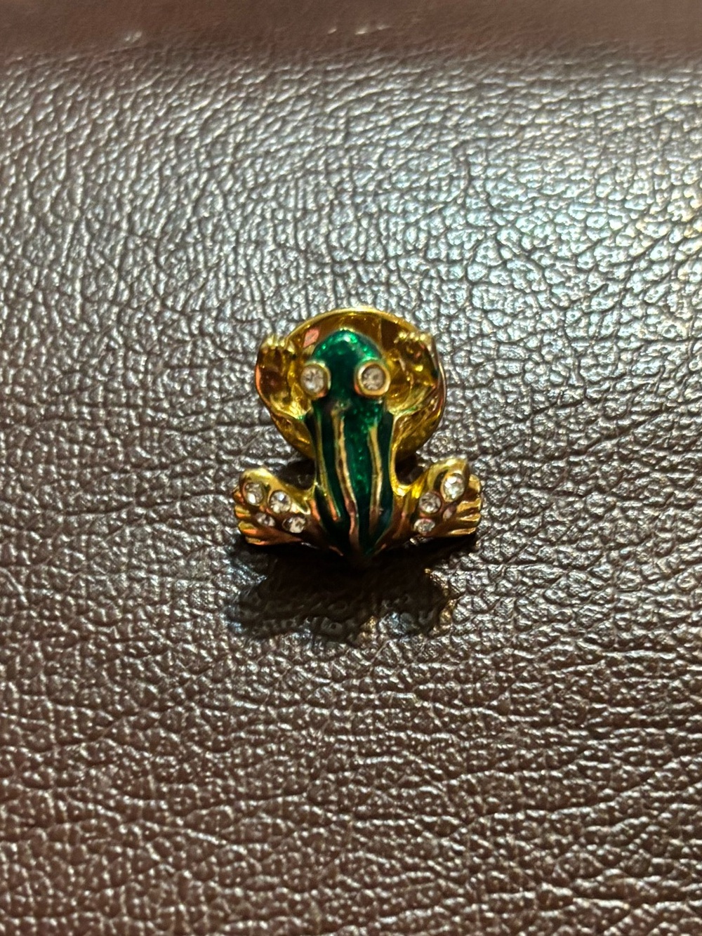 Gold and Green Frog Pin Brooch - vintage estate Women Jewelry
